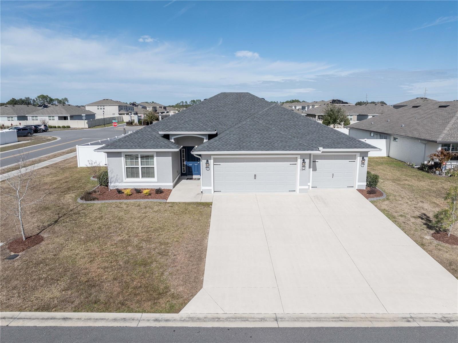 Single Family Residence in OCALA, FL - Daniel Dourado