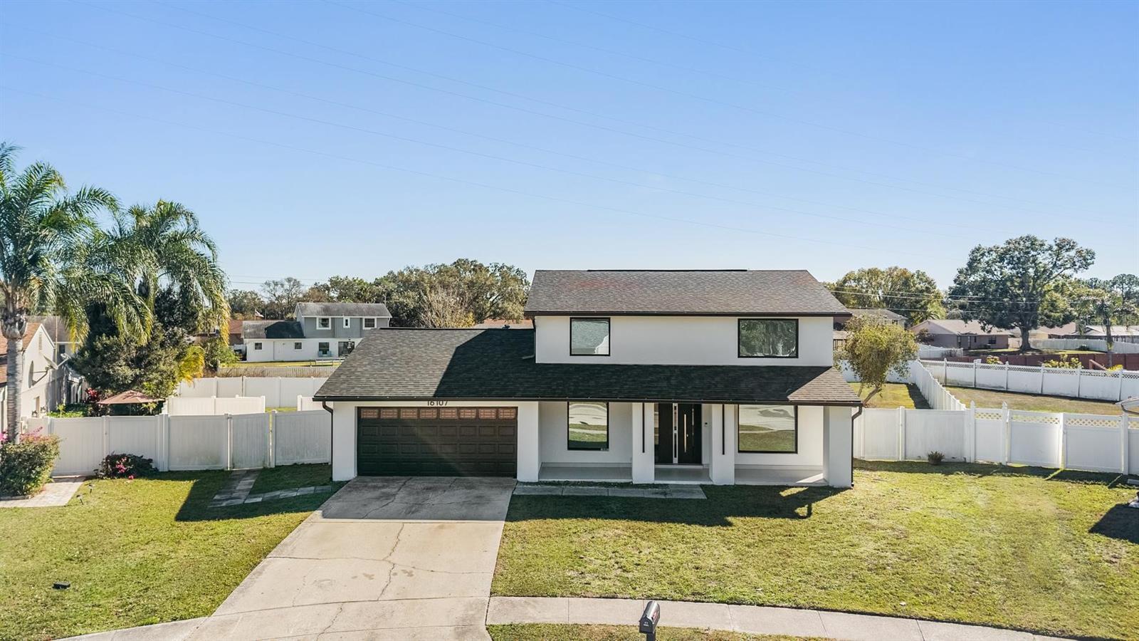 Single Family Residence in TAMPA, FL - Daniel Dourado