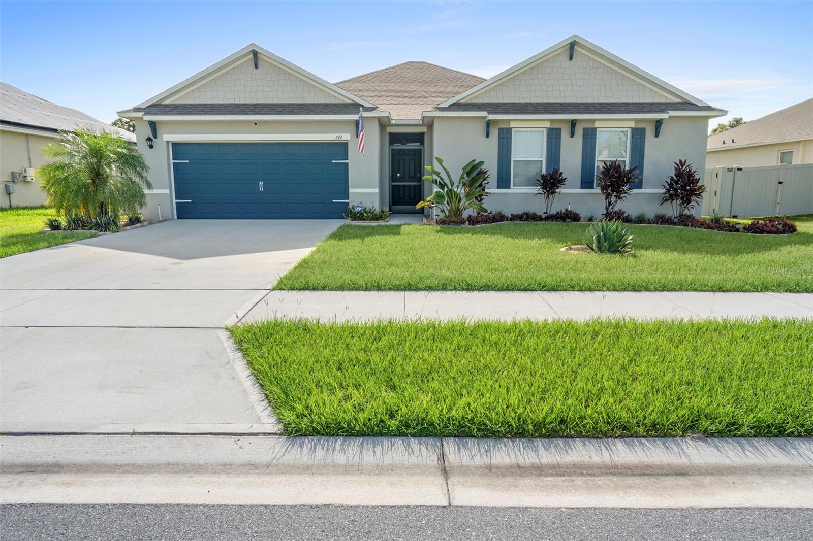 Single Family Residence in AUBURNDALE, FL - Daniel Dourado