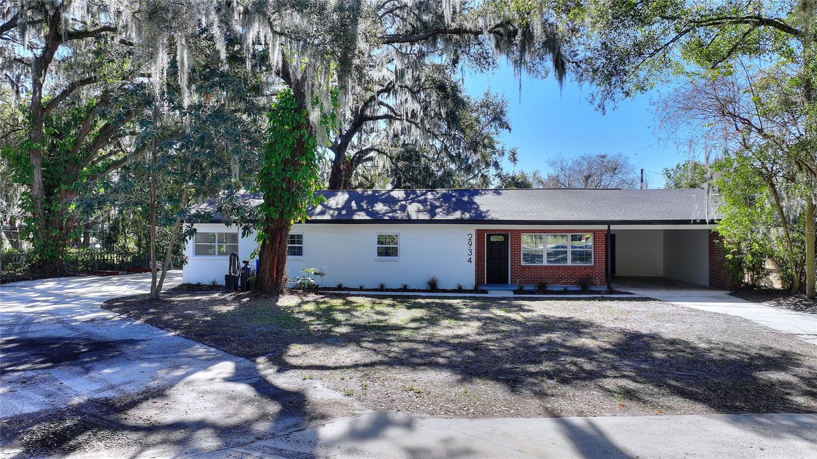 Single Family Residence in LAKELAND, FL - Daniel Dourado