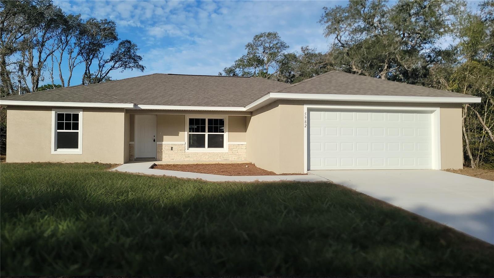 Single Family Residence in CITRUS SPRINGS, FL - Daniel Dourado