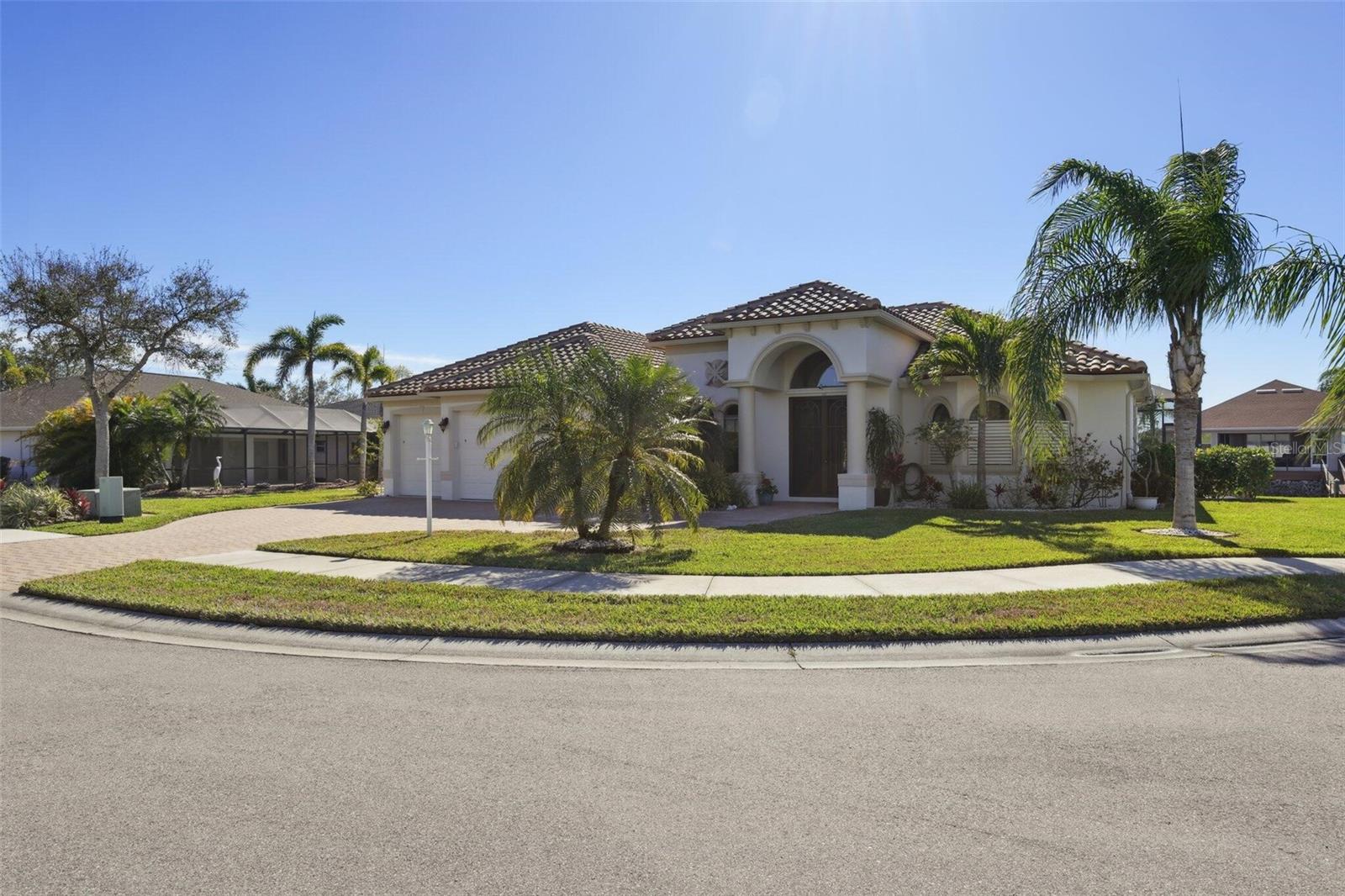 Single Family Residence in NORTH PORT, FL - Daniel Dourado