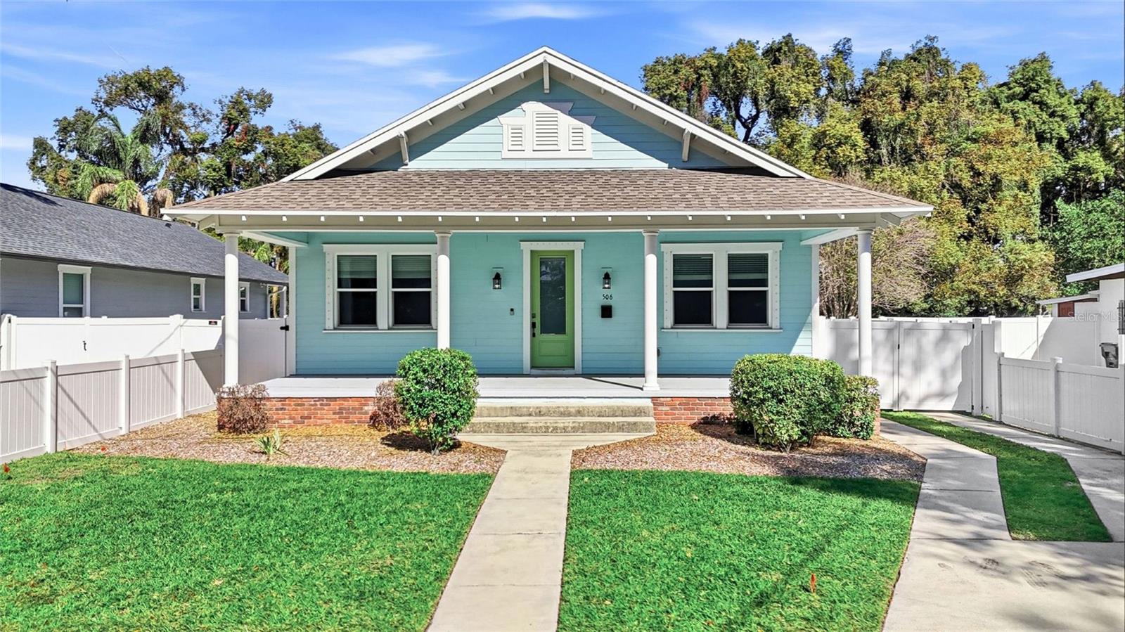 Single Family Residence in TAMPA, FL - Daniel Dourado