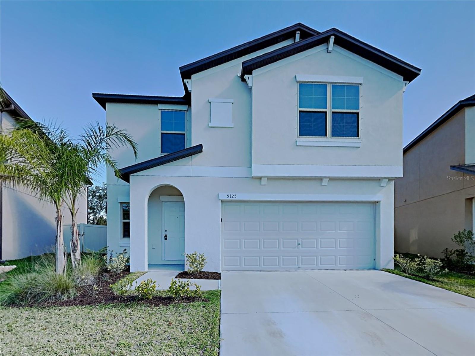 Single Family Residence in RUSKIN, FL - Daniel Dourado