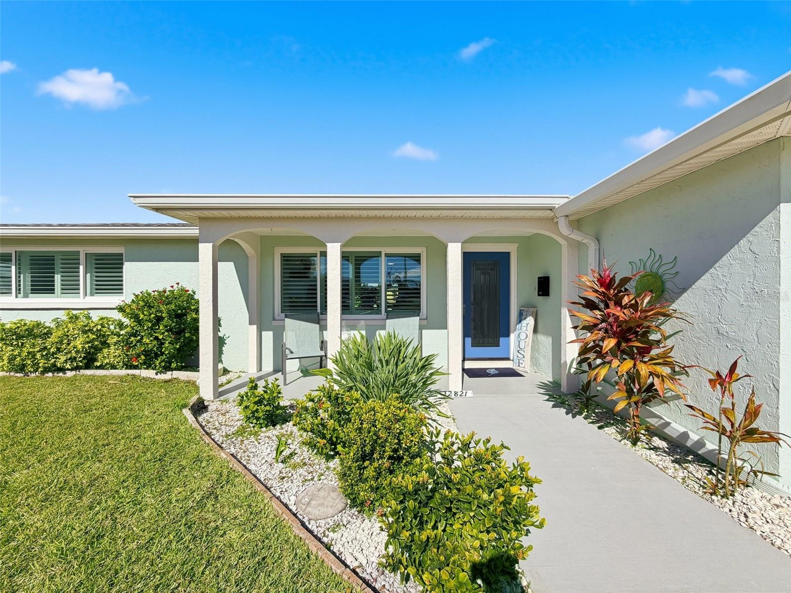 Single Family Residence in HUDSON, FL - Daniel Dourado