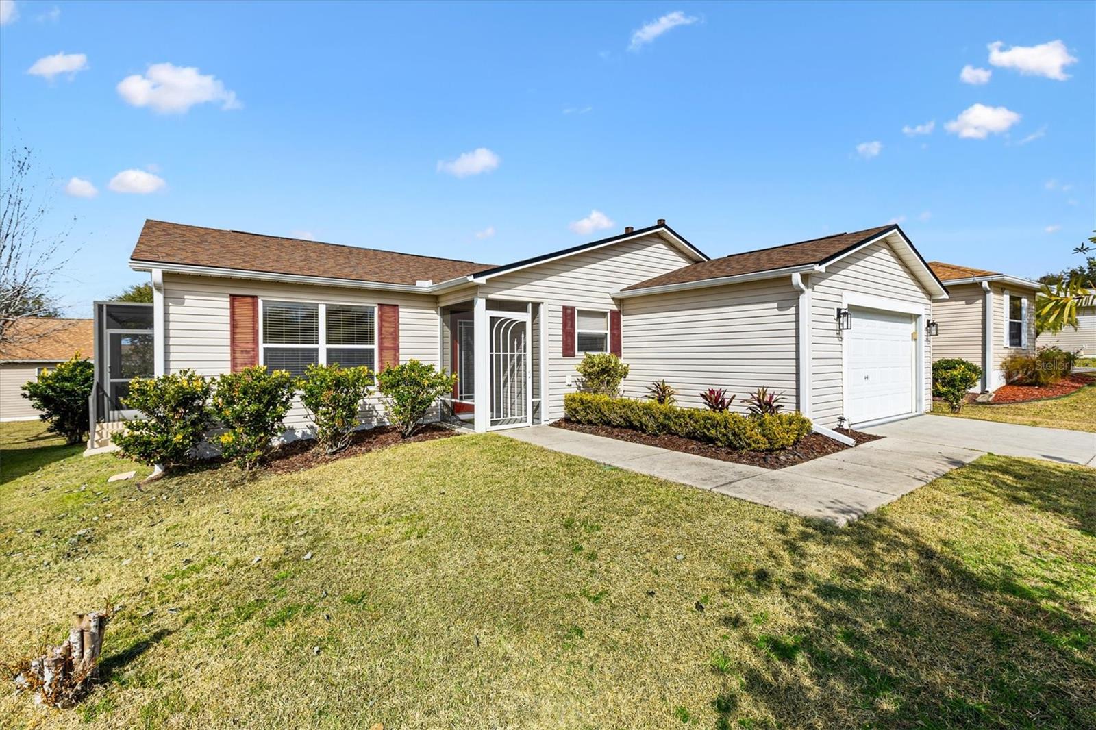 Single Family Residence em THE VILLAGES, FL - Daniel Dourado