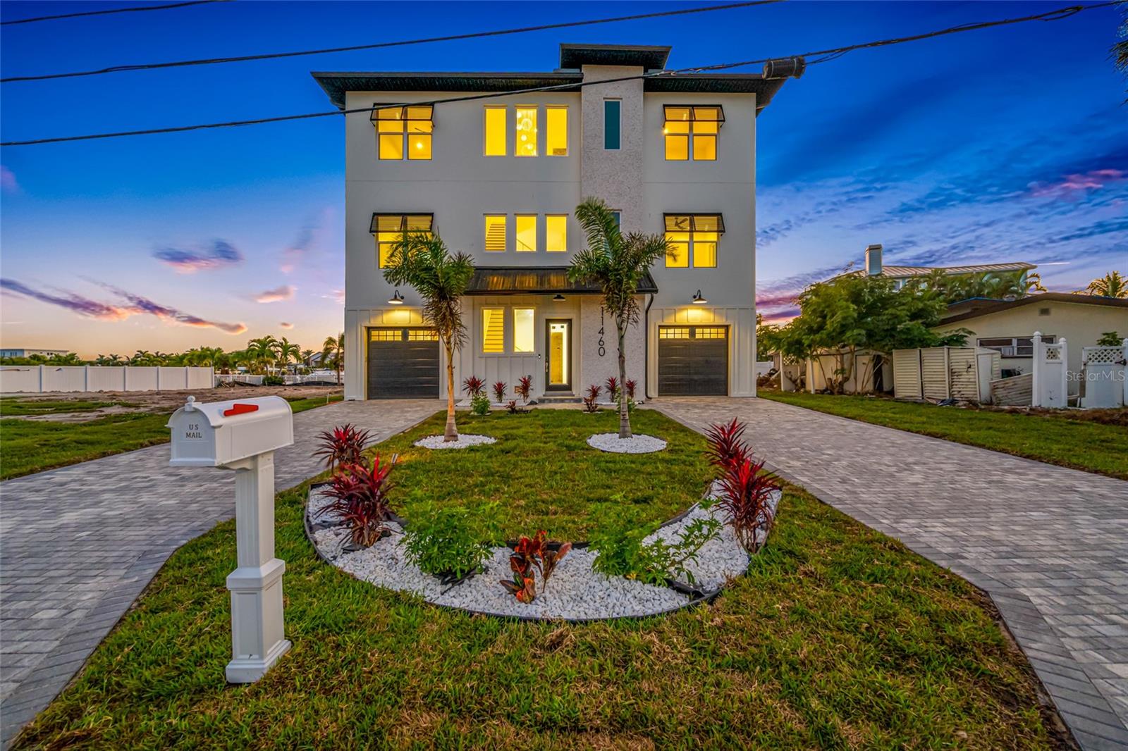 Single Family Residence em TREASURE ISLAND, FL - Daniel Dourado