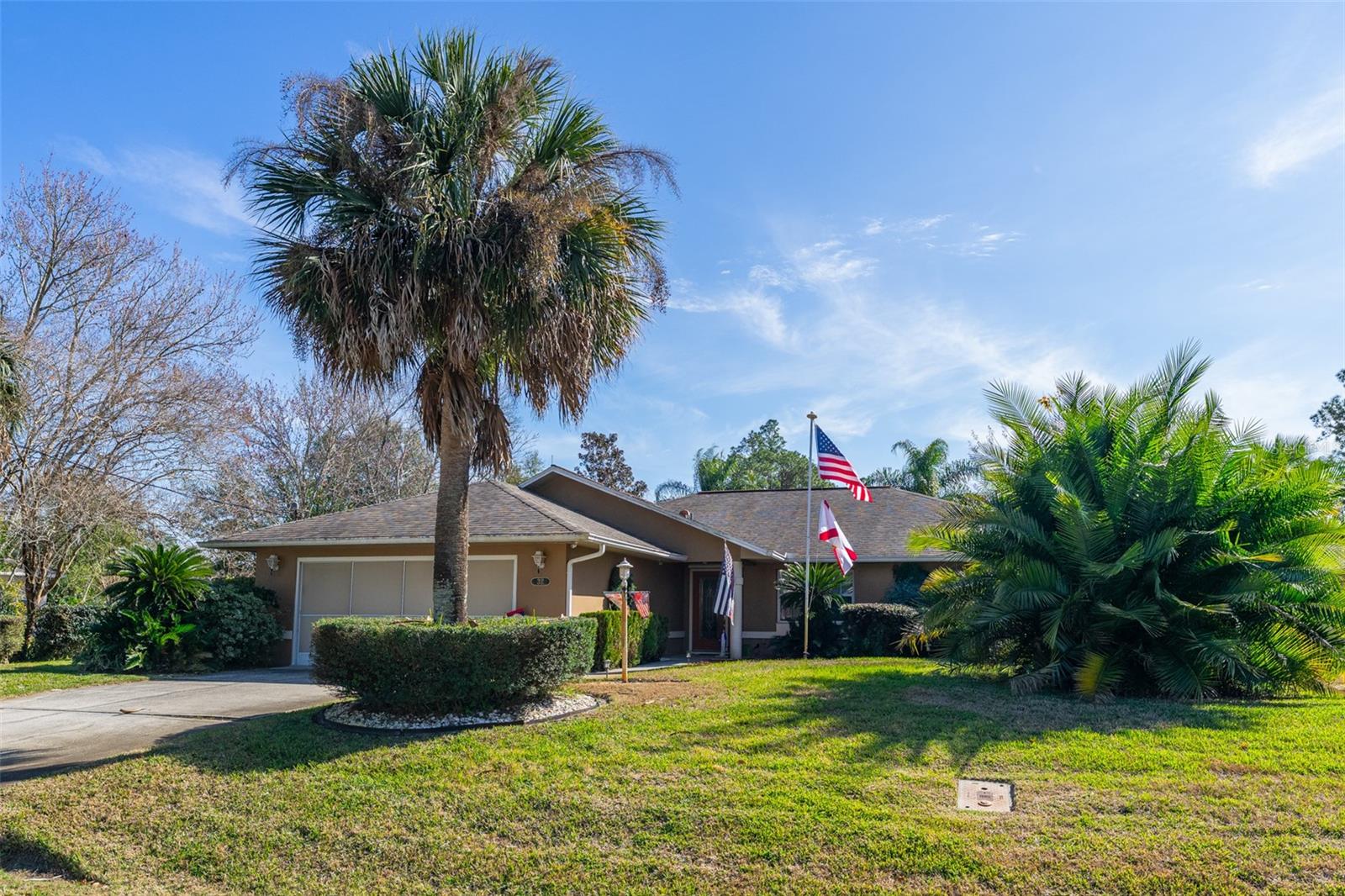 Single Family Residence em PALM COAST, FL - Daniel Dourado