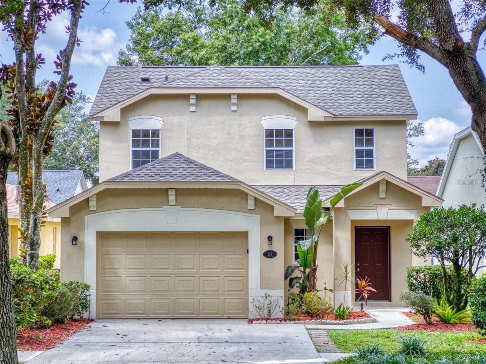 Single Family Residence in DELAND, FL - Daniel Dourado
