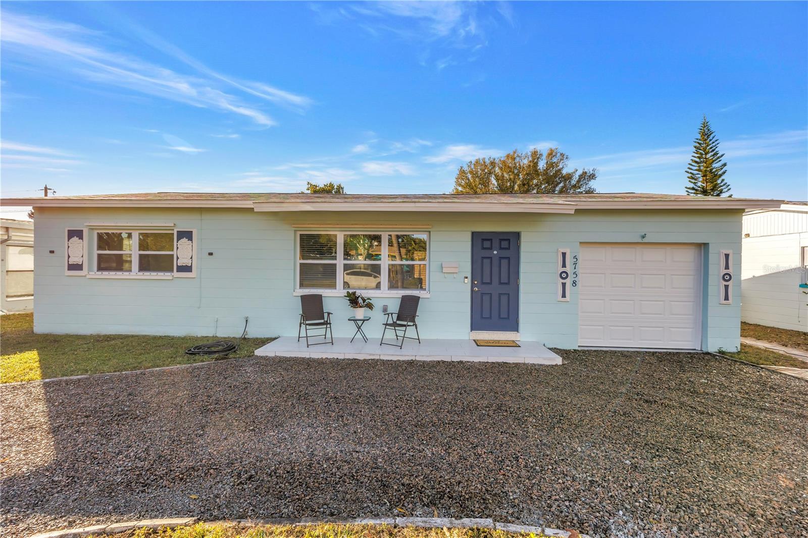 Single Family Residence em ST PETERSBURG, FL - Daniel Dourado