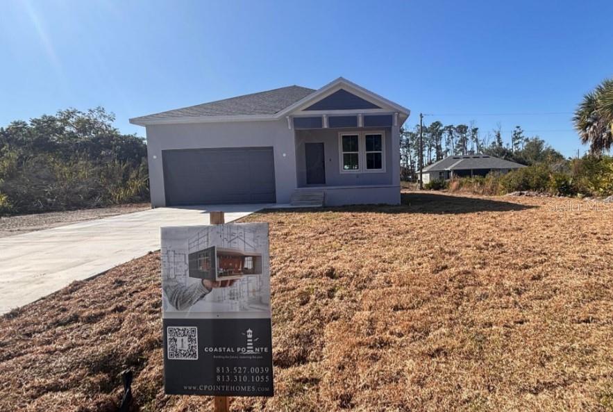 Single Family Residence em PORT CHARLOTTE, FL - Daniel Dourado