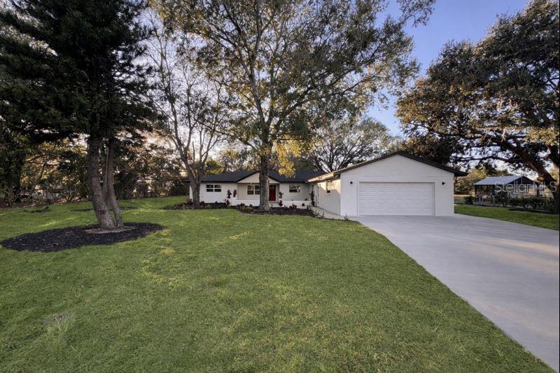 Single Family Residence em CLERMONT, FL - Daniel Dourado