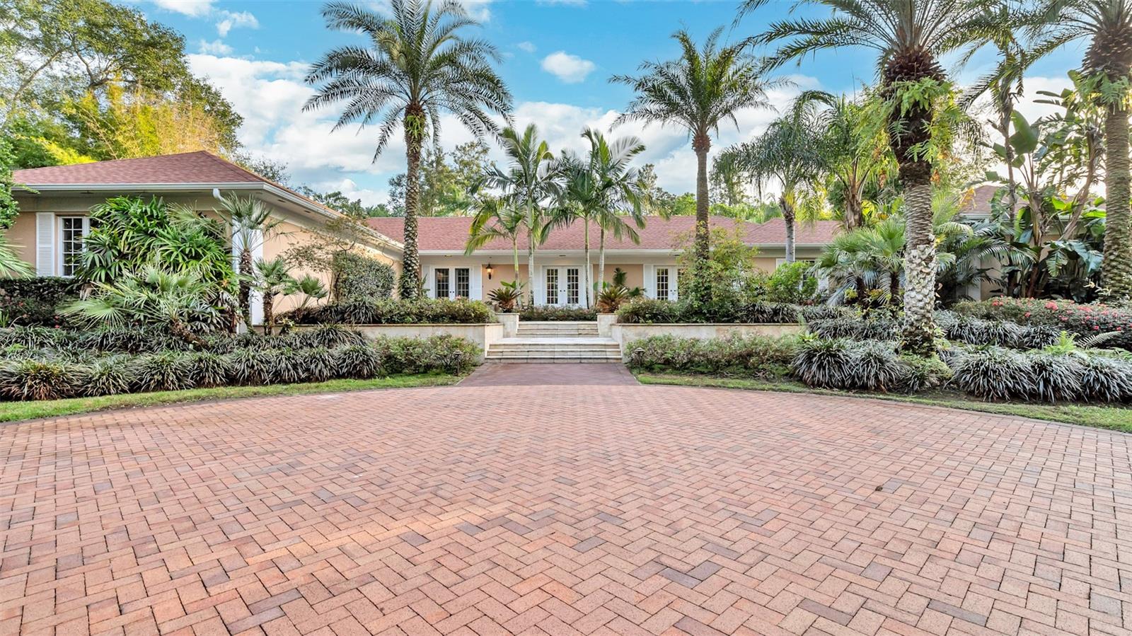 Single Family Residence in LAKE WALES, FL - Daniel Dourado