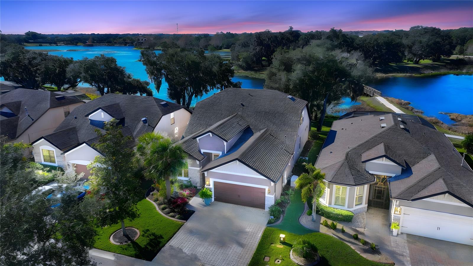 Single Family Residence in DAVENPORT, FL - Daniel Dourado