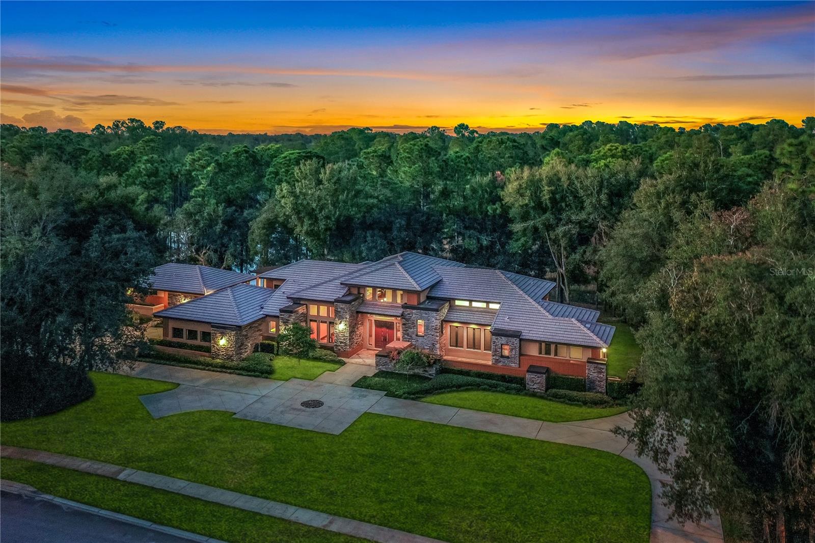 Single Family Residence in LAKE MARY, FL - Daniel Dourado