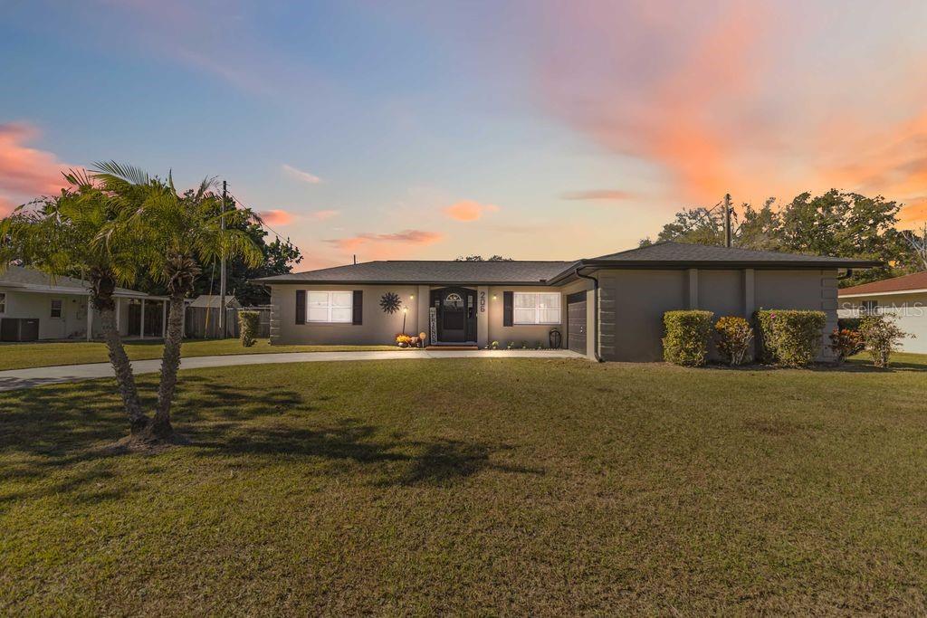 Single Family Residence in ST CLOUD, FL - Daniel Dourado