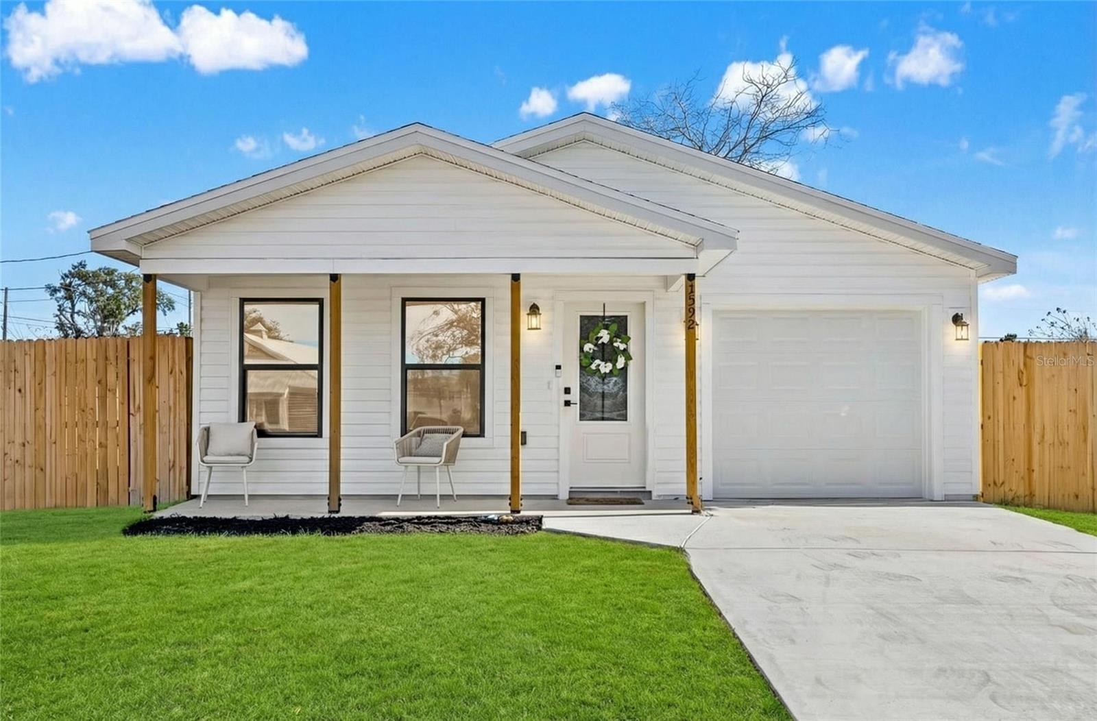 Single Family Residence em SPRING HILL, FL - Daniel Dourado