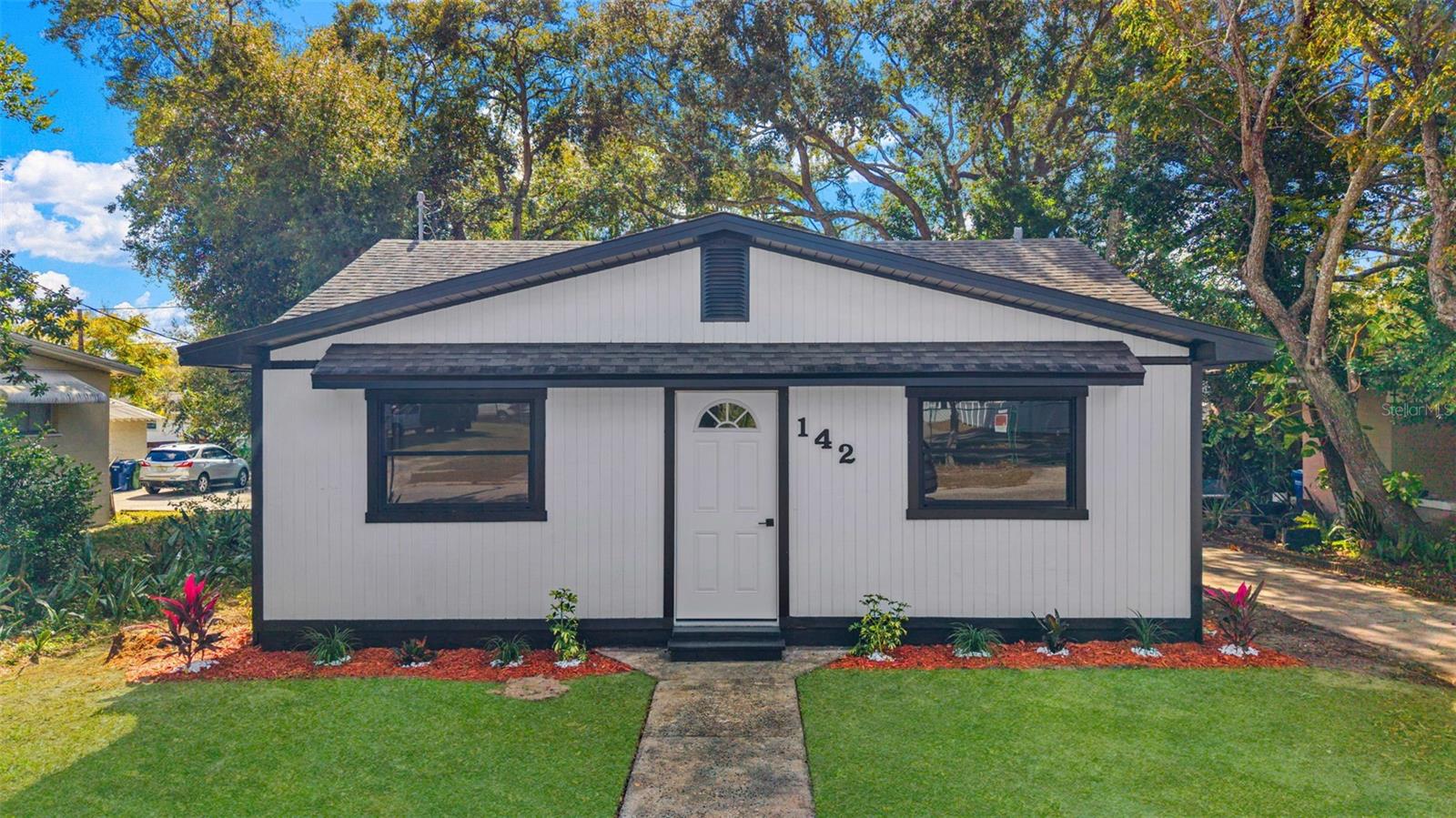 Single Family Residence in WINTER HAVEN, FL - Daniel Dourado