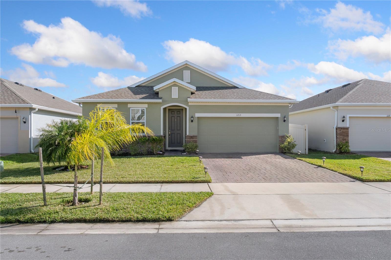 Single Family Residence em SANFORD, FL - Daniel Dourado
