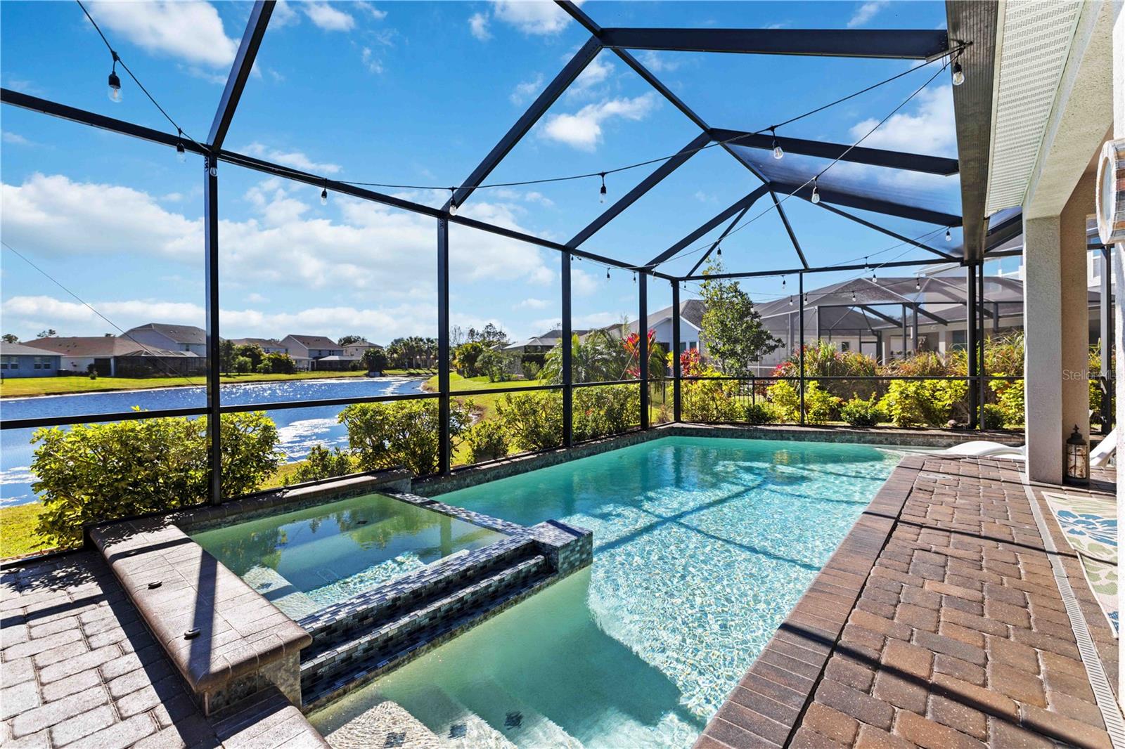 Single Family Residence in PARRISH, FL - Daniel Dourado