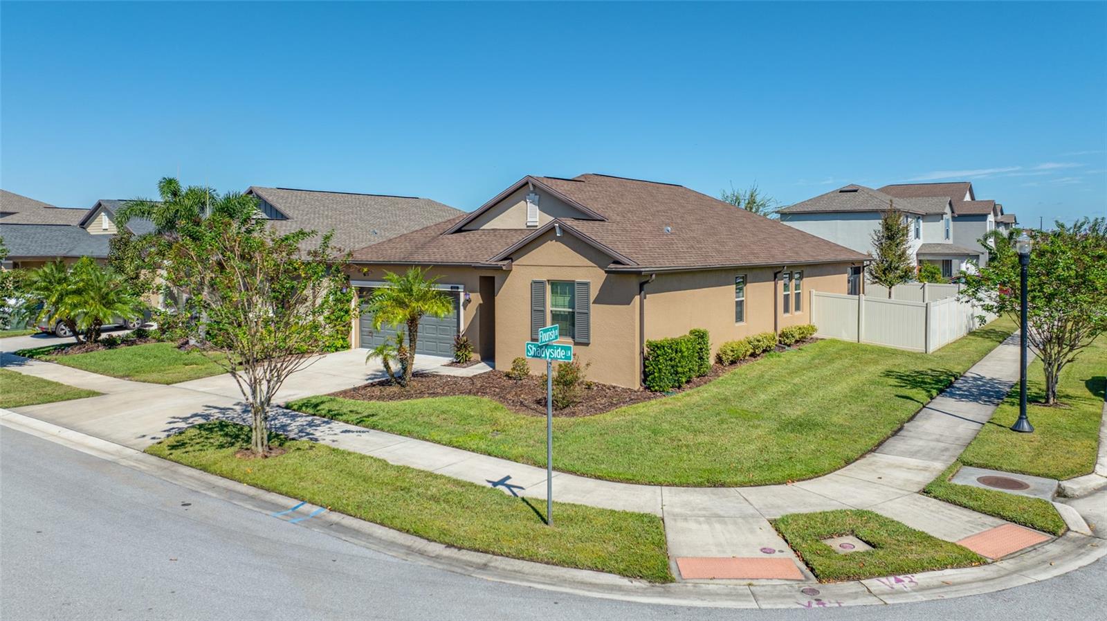 Single Family Residence em LAND O LAKES, FL - Daniel Dourado