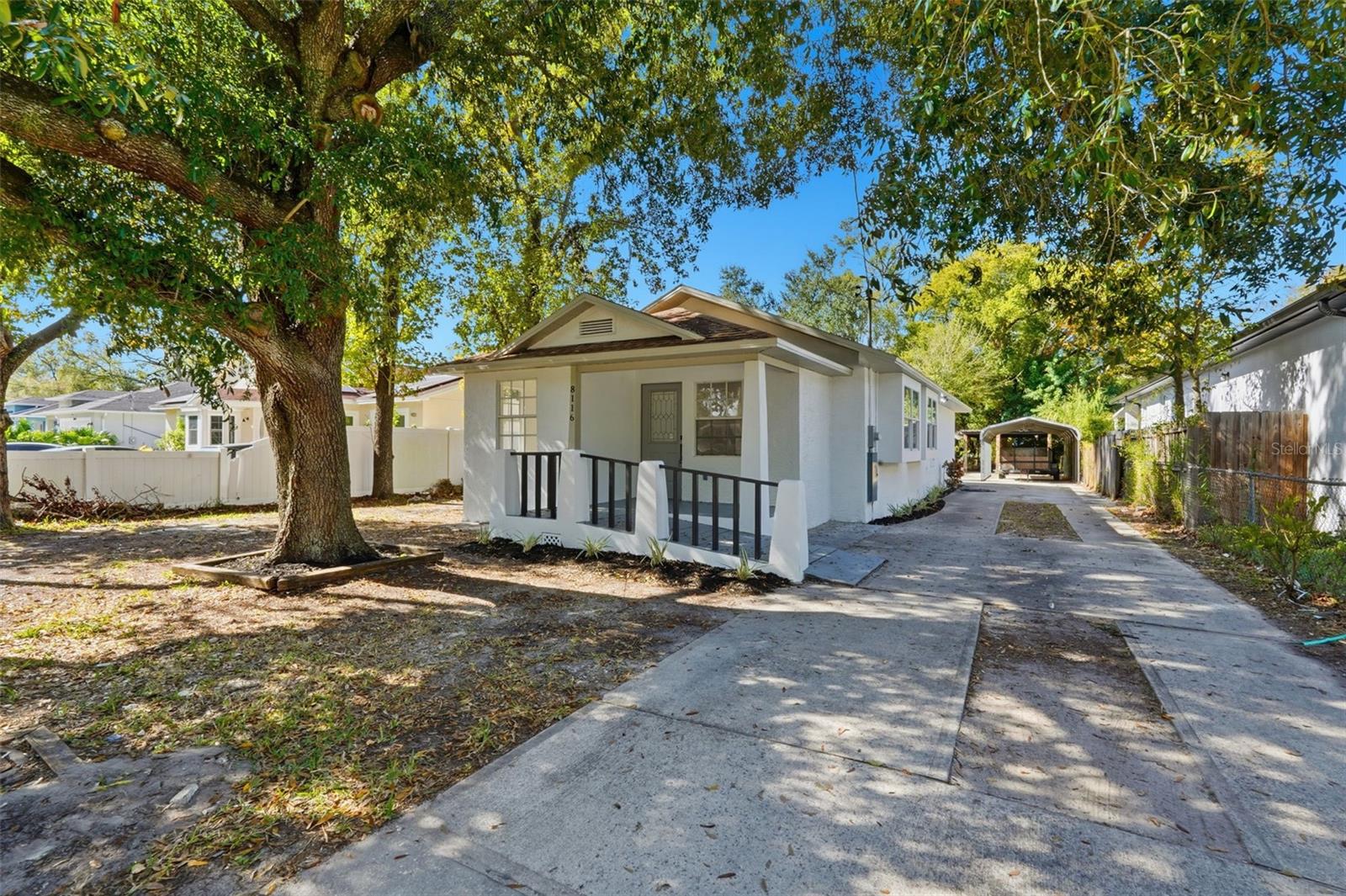 Single Family Residence in TAMPA, FL - Daniel Dourado