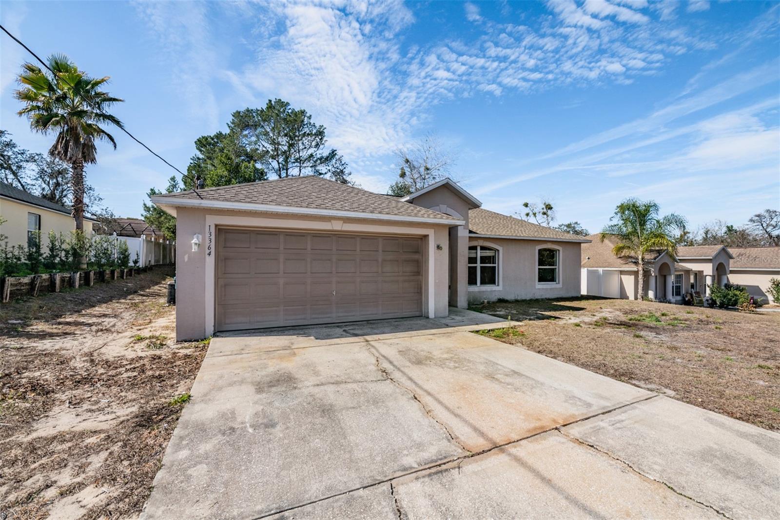 Single Family Residence em SPRING HILL, FL - Daniel Dourado