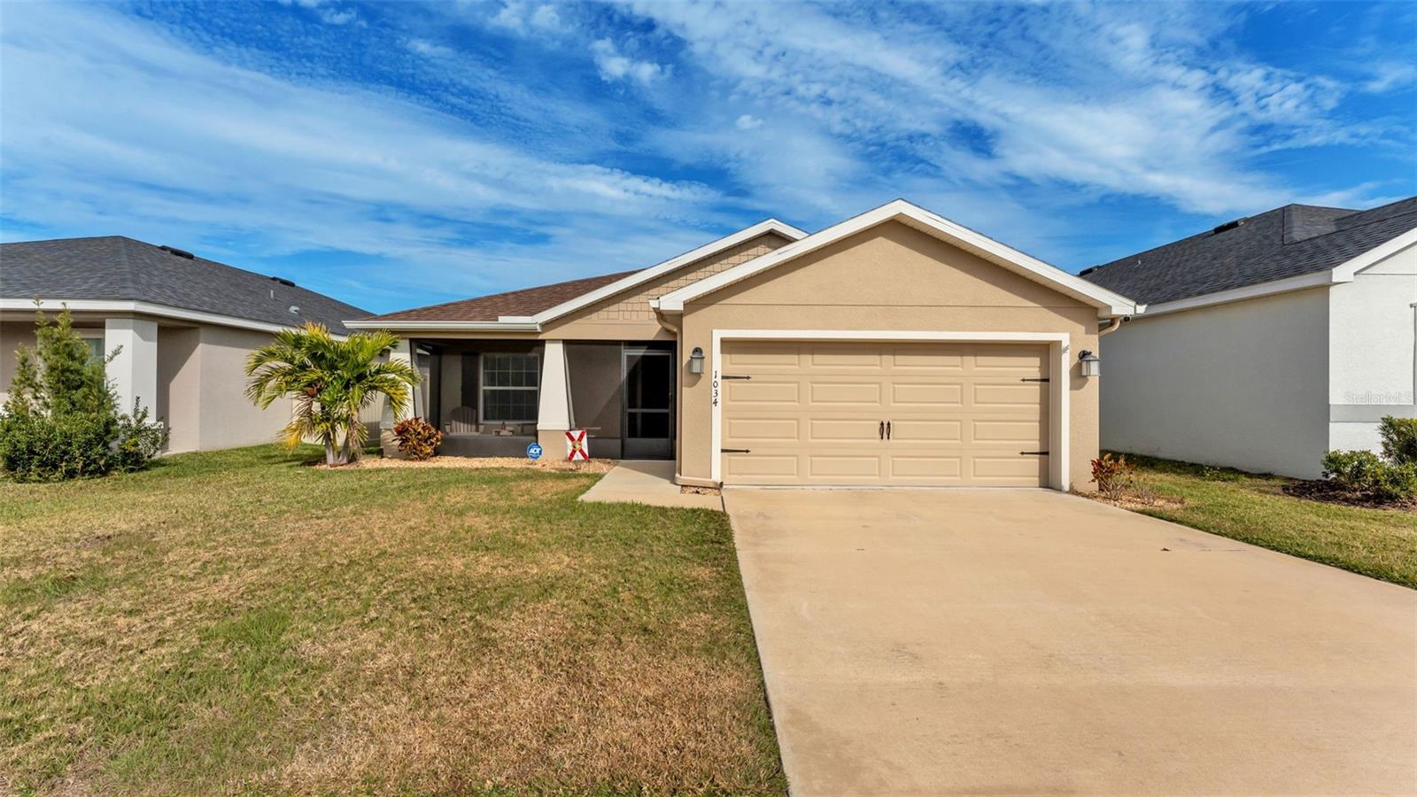 Single Family Residence in WINTER HAVEN, FL - Daniel Dourado