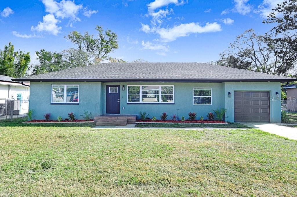 Single Family Residence em CLEARWATER, FL - Daniel Dourado