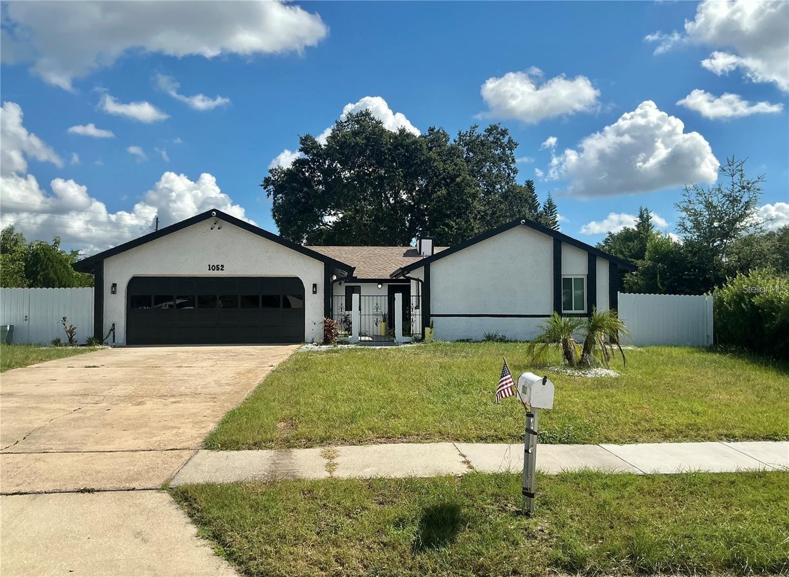 Single Family Residence in WINTER PARK, FL - Daniel Dourado
