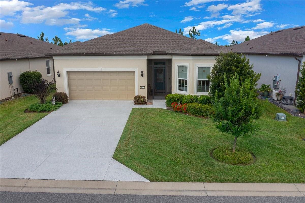 Single Family Residence in OCALA, FL - Daniel Dourado