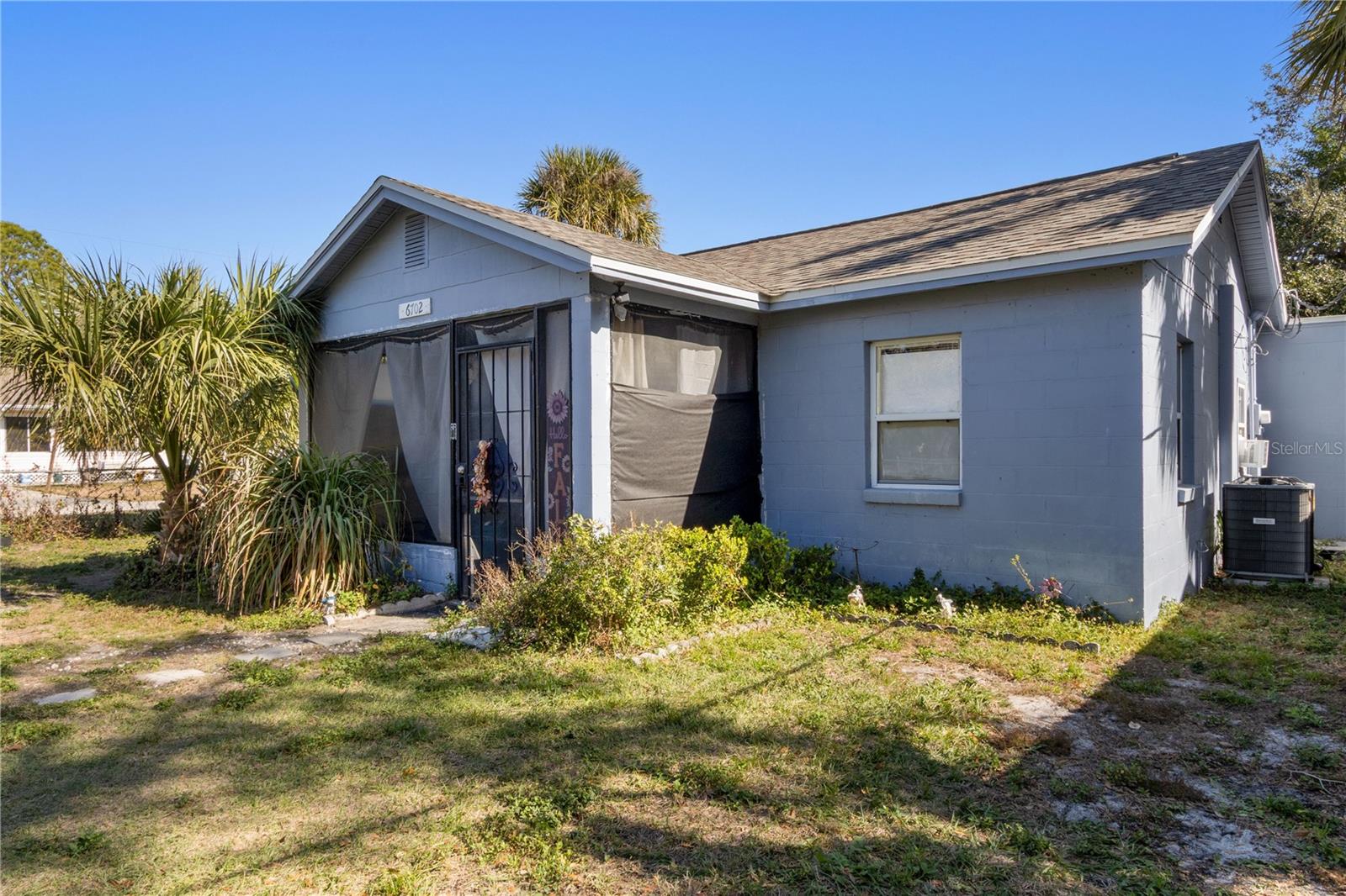 Single Family Residence in TAMPA, FL - Daniel Dourado