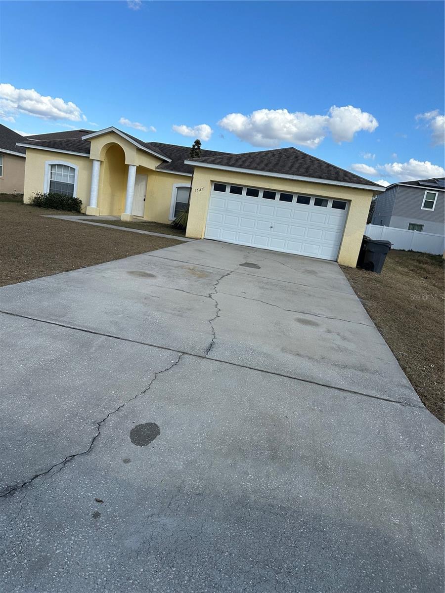 Single Family Residence in KISSIMMEE, FL - Daniel Dourado