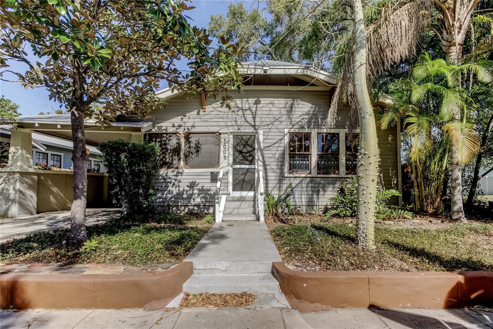 Single Family Residence in TAMPA, FL - Daniel Dourado