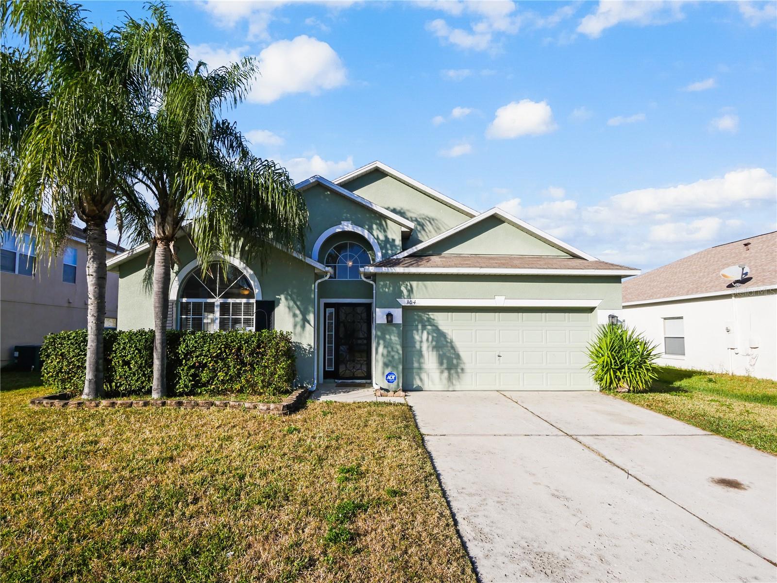 Single Family Residence in SANFORD, FL - Daniel Dourado