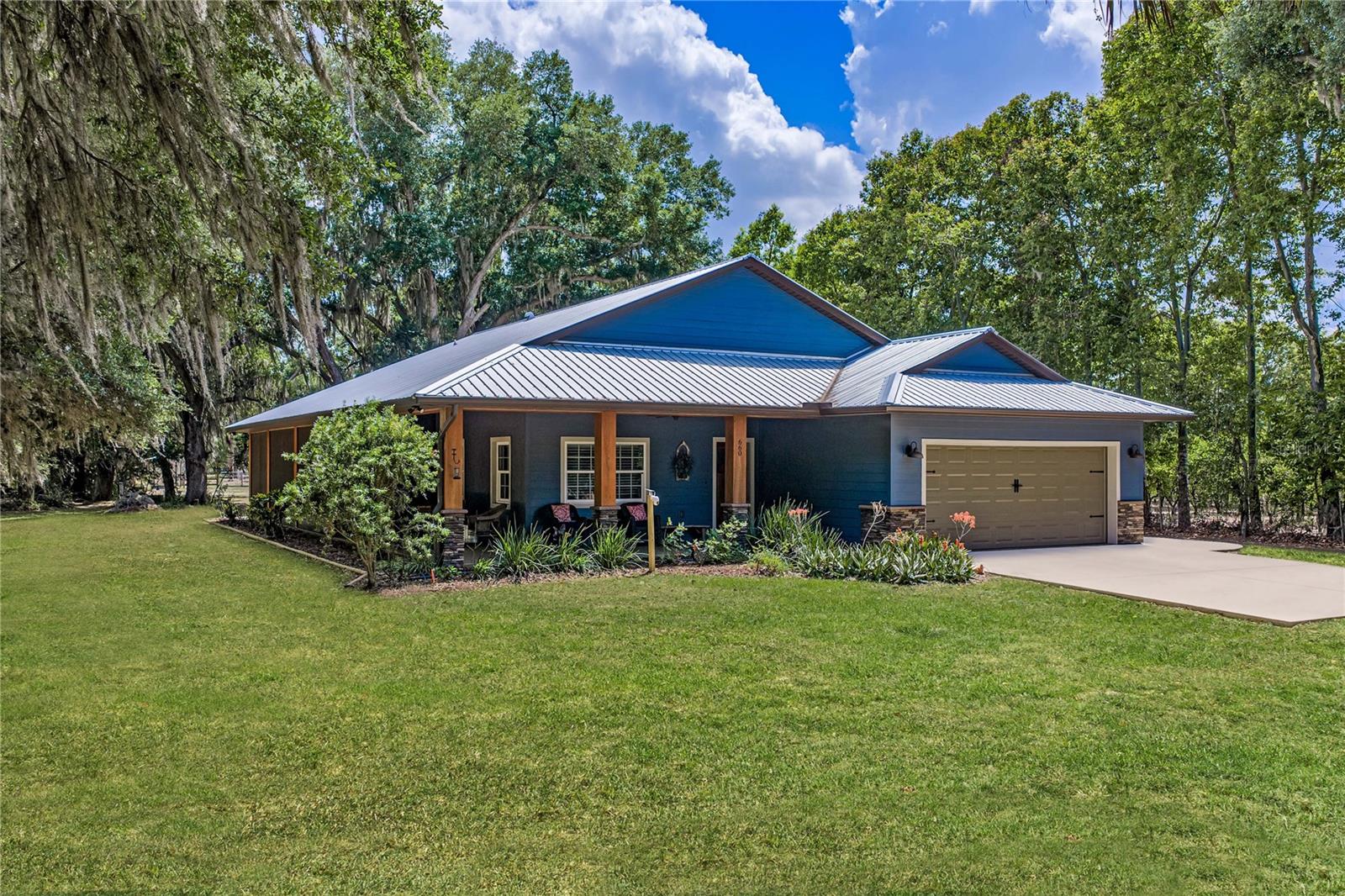 Single Family Residence in BARTOW, FL - Daniel Dourado