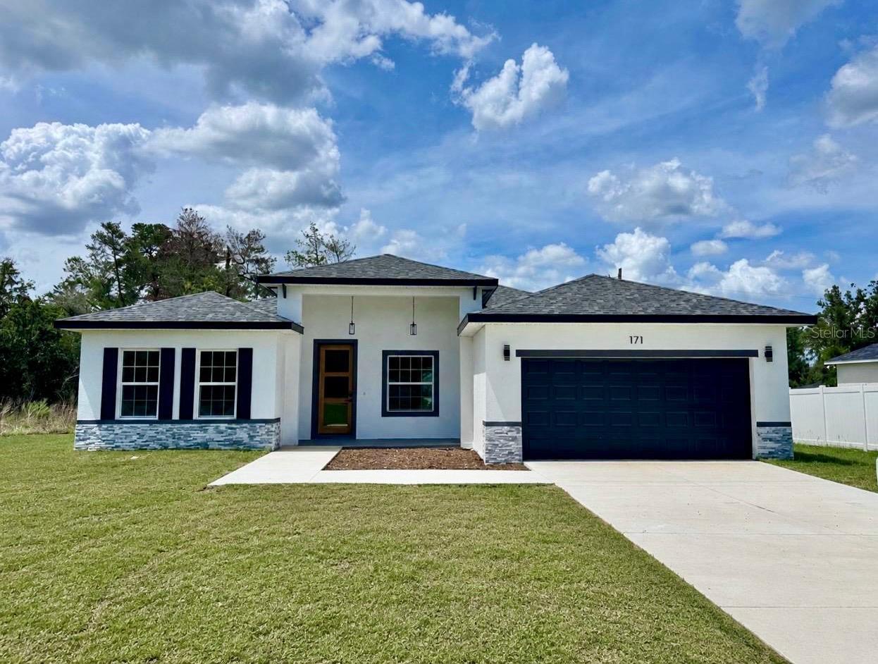 Single Family Residence in OCALA, FL - Daniel Dourado