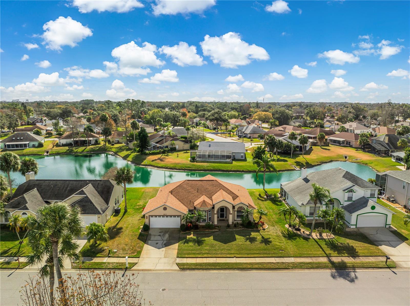 Single Family Residence in DAYTONA BEACH, FL - Daniel Dourado