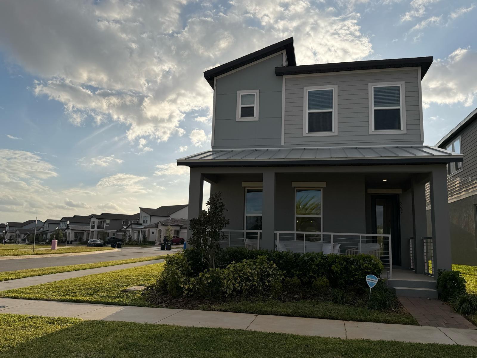 Single Family Residence em WINTER GARDEN, FL - Daniel Dourado