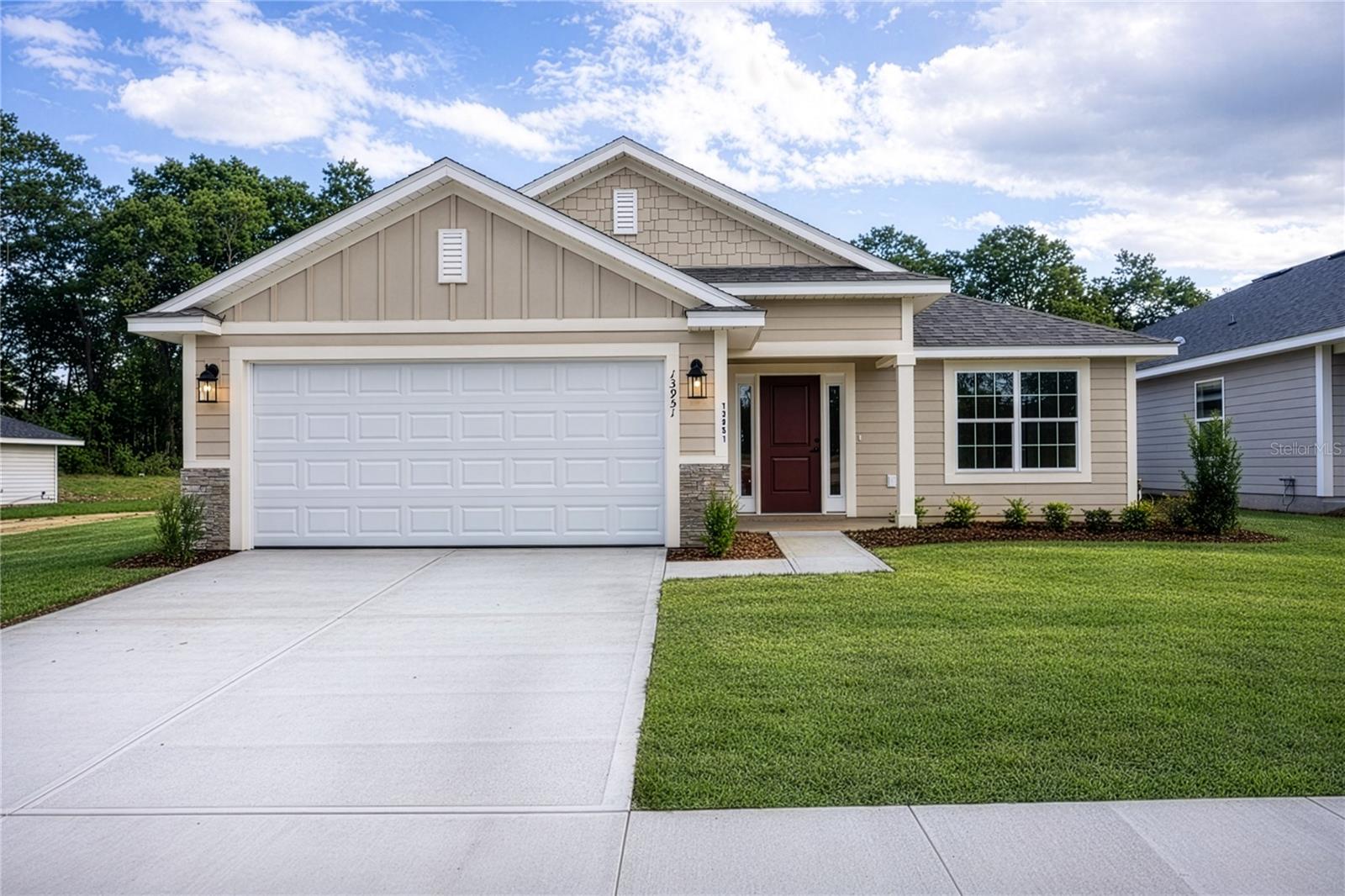 Single Family Residence em NEWBERRY, FL - Daniel Dourado