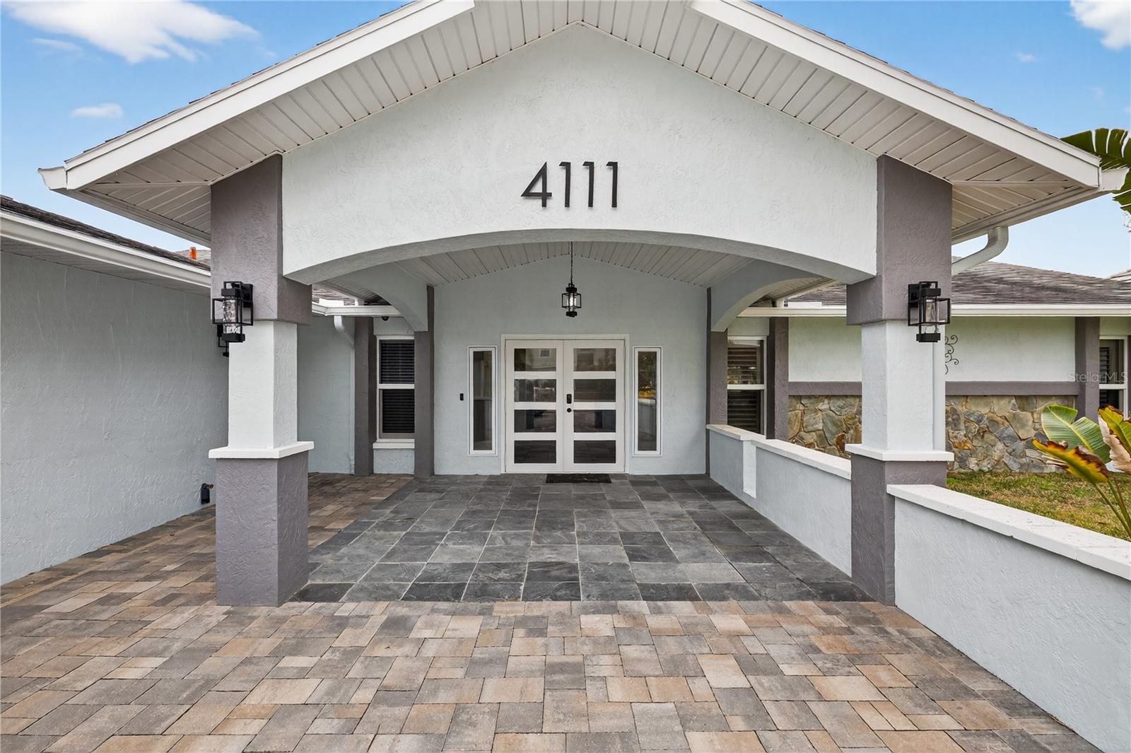 Single Family Residence em NEW PORT RICHEY, FL - Daniel Dourado