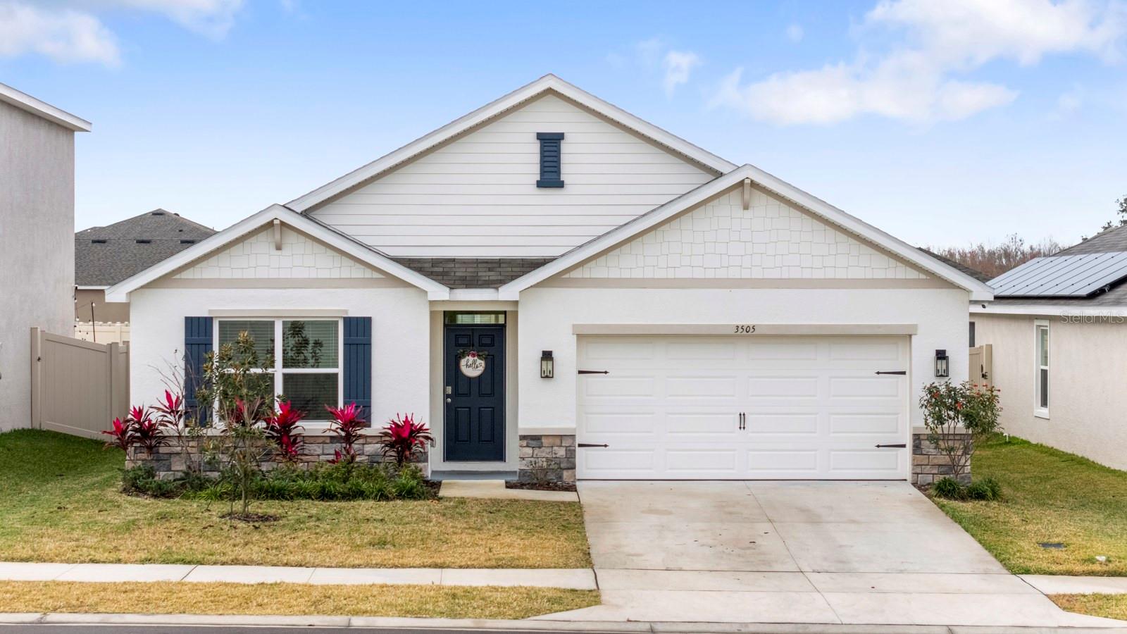 Single Family Residence in PLANT CITY, FL - Daniel Dourado