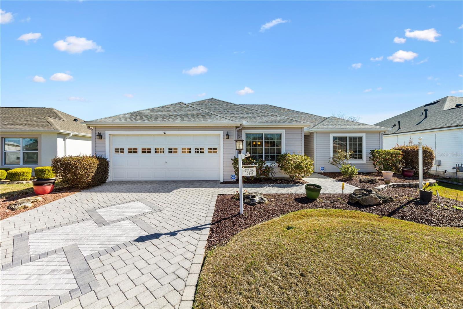 Single Family Residence in THE VILLAGES, FL - Daniel Dourado