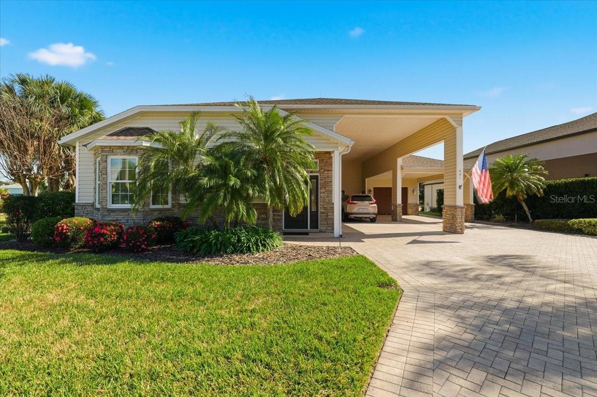 Single Family Residence in POLK CITY, FL - Daniel Dourado