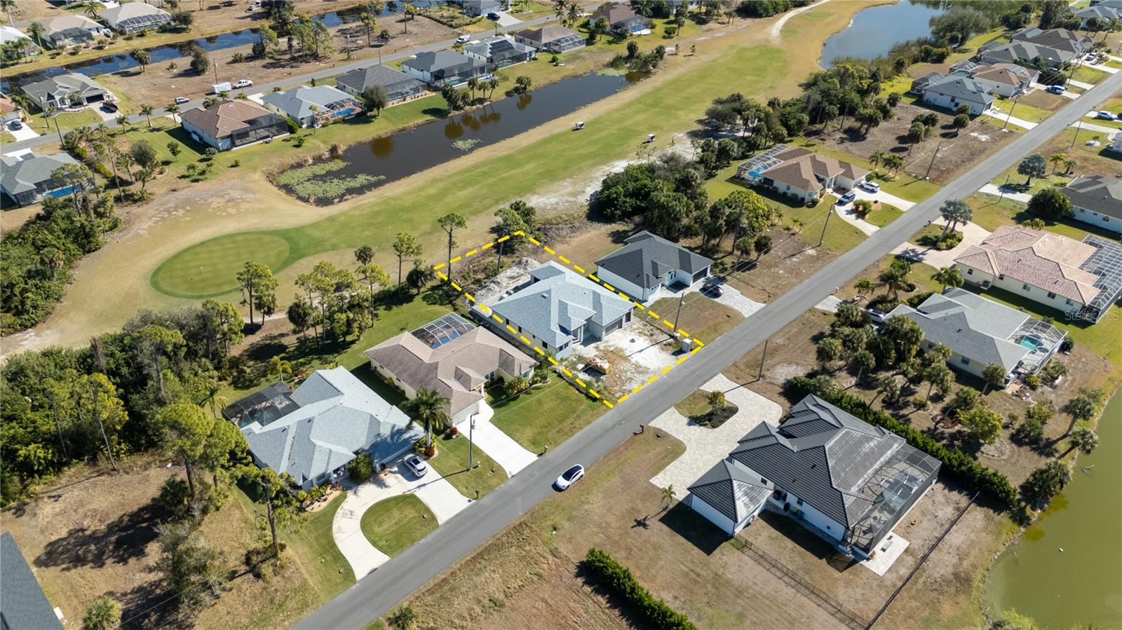 Single Family Residence in ROTONDA WEST, FL - Daniel Dourado