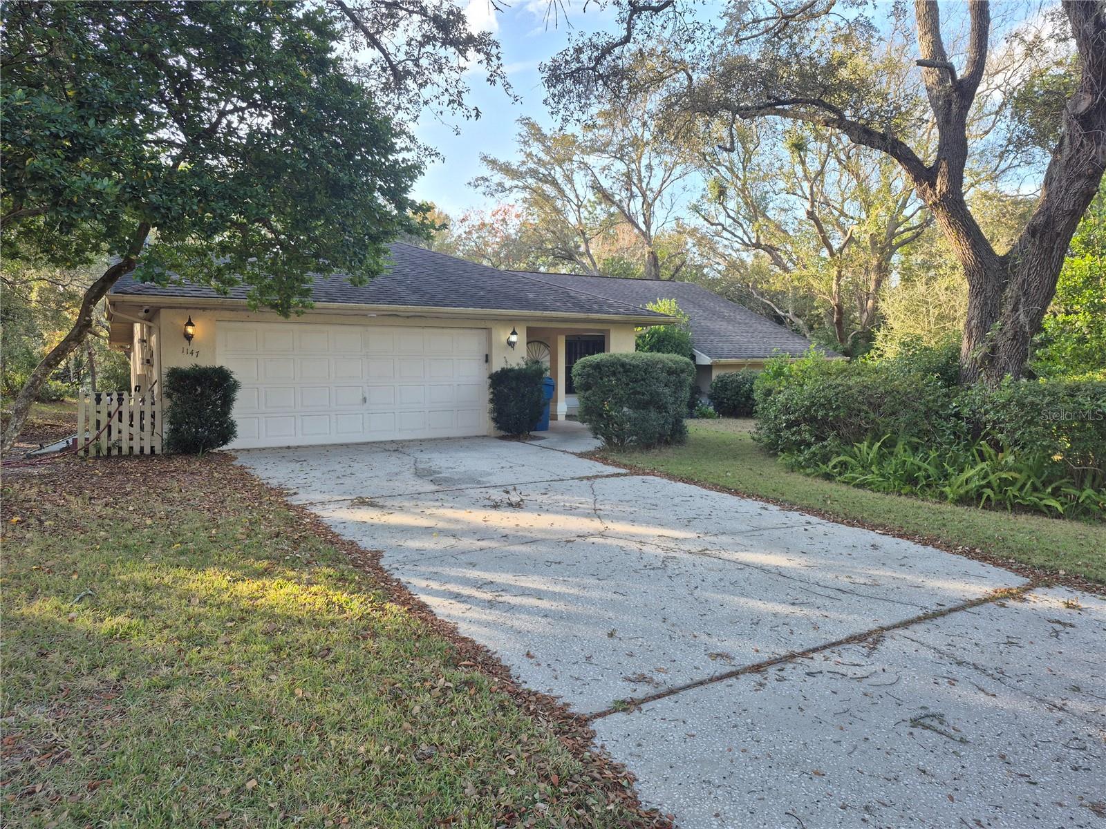 Single Family Residence em SPRING HILL, FL - Daniel Dourado