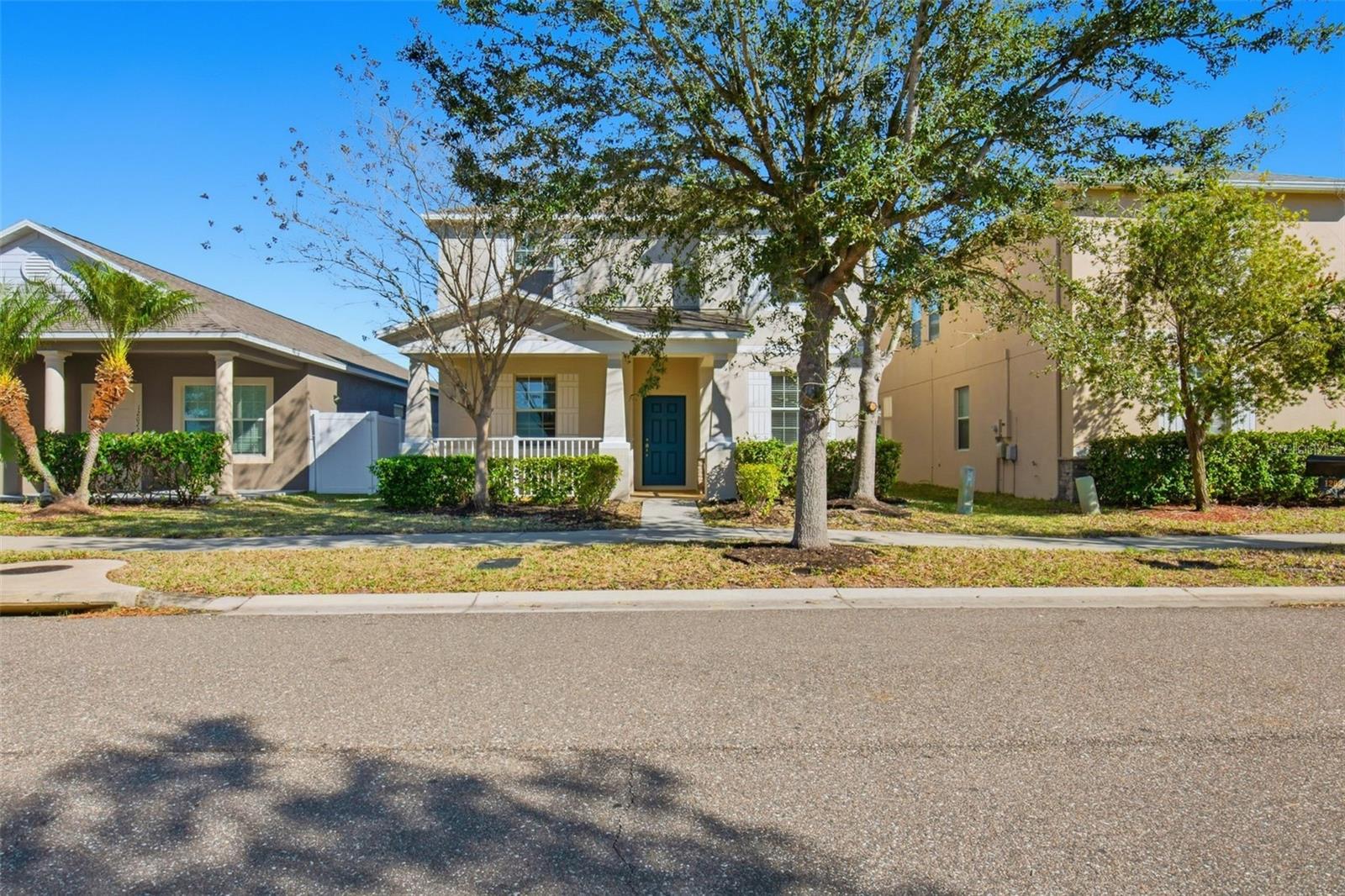 Single Family Residence in RIVERVIEW, FL - Daniel Dourado