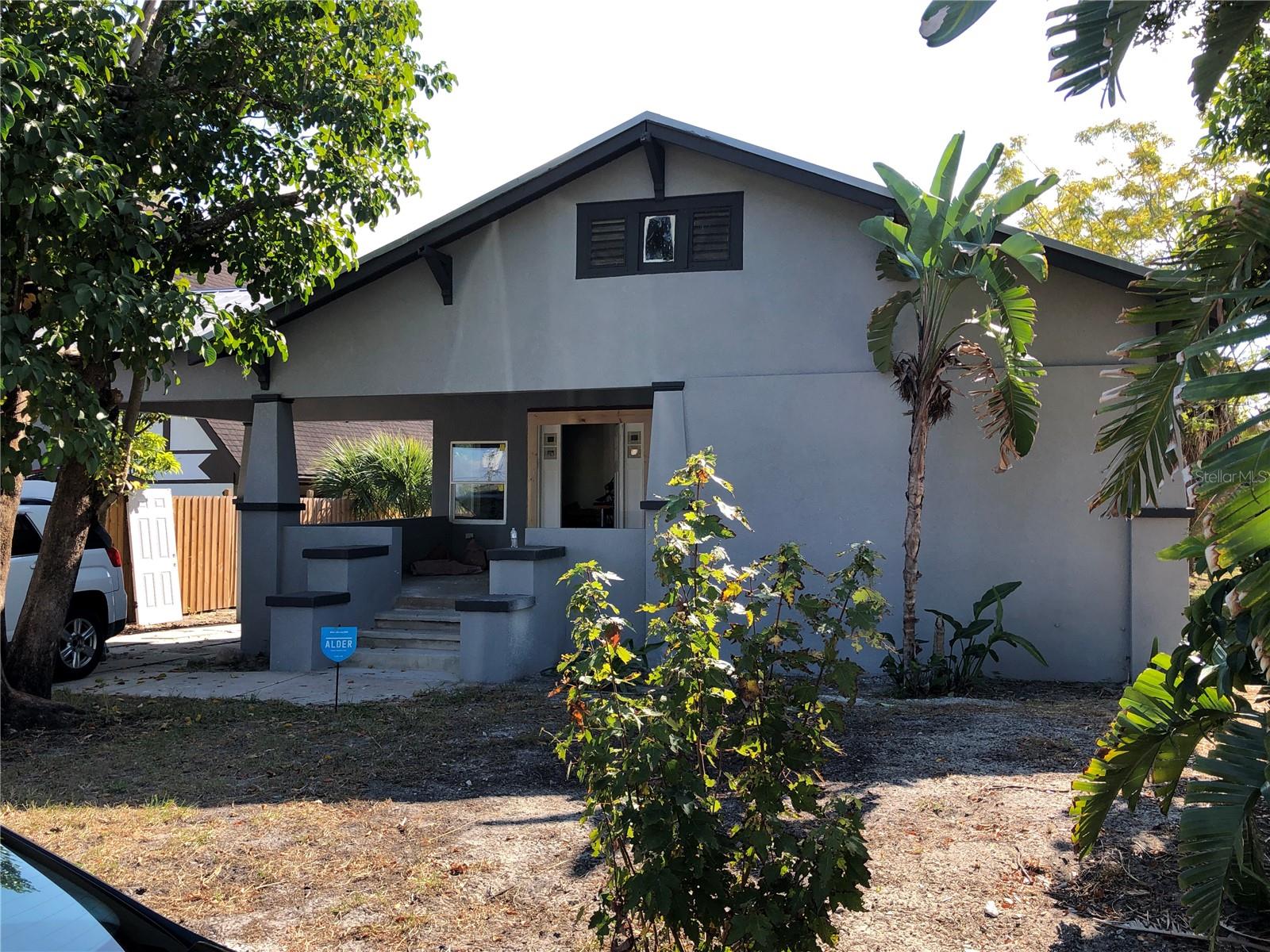 Single Family Residence in LAKE WALES, FL - Daniel Dourado