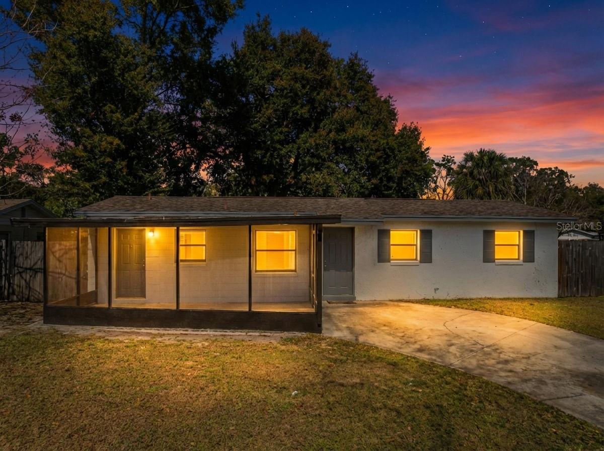 Single Family Residence em ALTAMONTE SPRINGS, FL - Daniel Dourado