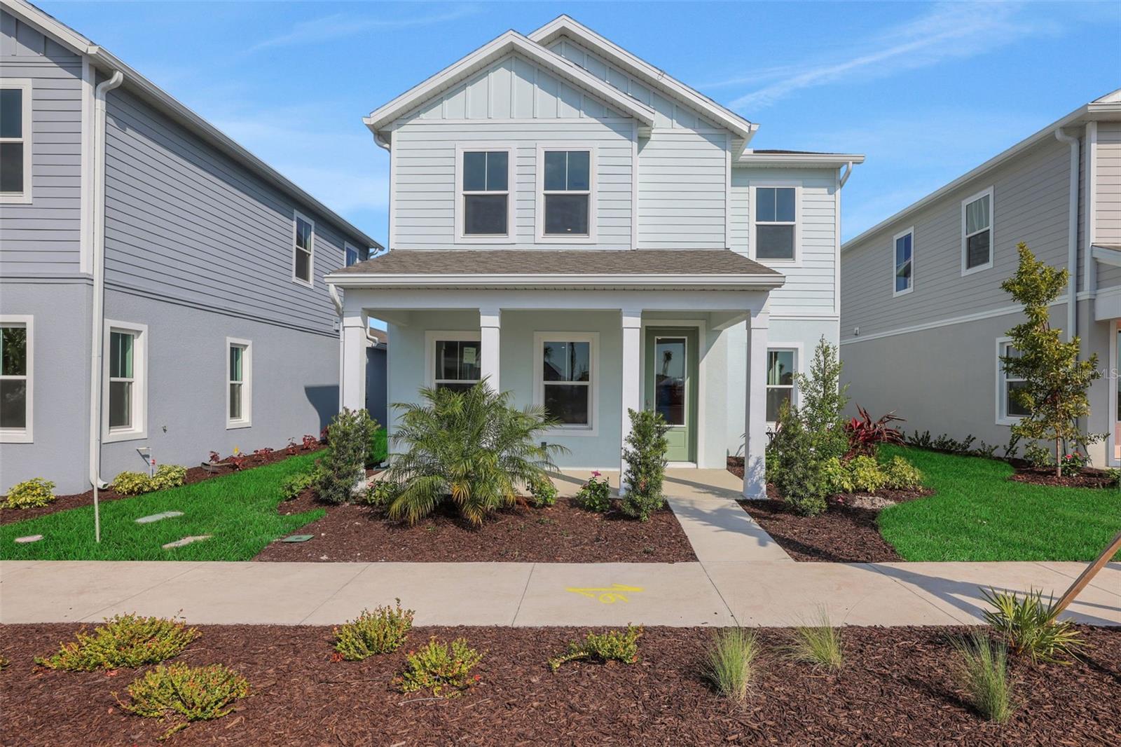 Single Family Residence in LAKEWOOD RANCH, FL - Daniel Dourado